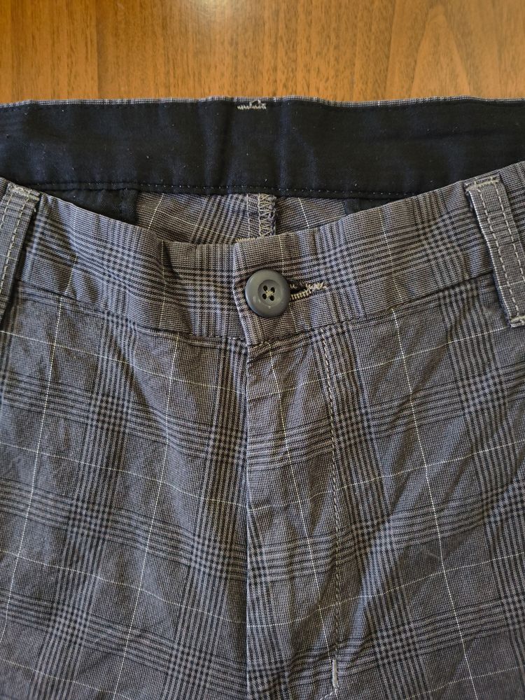 Carhartt Primary Bermuda Shorts size W32 image 3